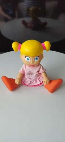 Linda boneca Xuxinha.