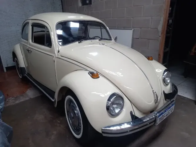 Fusca 1500 ano 1975 gasolina todo original mesmo veiculo de coleção impecável;