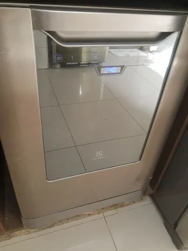 Lava-Louças Electrolux LV14X