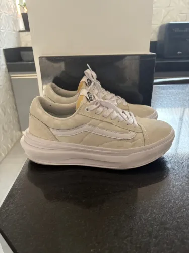 Tênis Vans Comfycush Overt