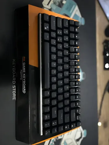 Teclado Mecânico Rk Royal Kludge Rk84 Preto Switches Brown
