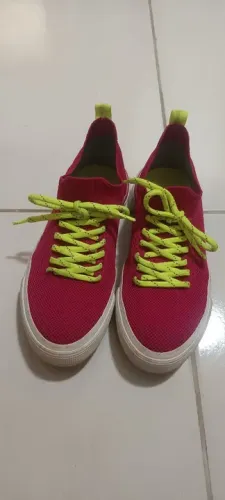 Tênis via mia