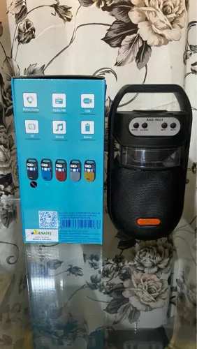 Caixa de som portátil (Bluetooth, Fm...)