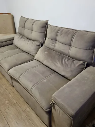 Sofá 3 lugares,retrátil Suede Bege