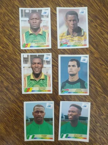 Conjunto De Figurinhas Da Copa De 1998 De Seleções Africanas
