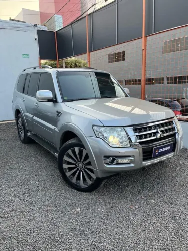 Mitsubishi Pajero HPE Full 3.2 4X4 T.i.dies. 5P AUT 2019