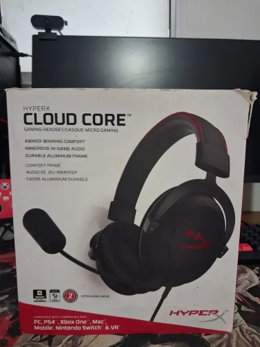 Headset Hyperx CLOUD CORE o Fone dos Pro Players