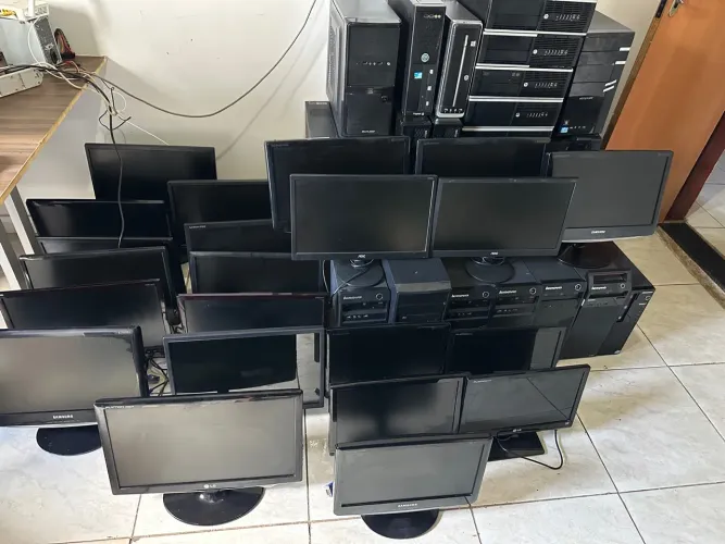 monitor 19 pol 350,00 loja garantia computador apartir 400,00 i3 i5