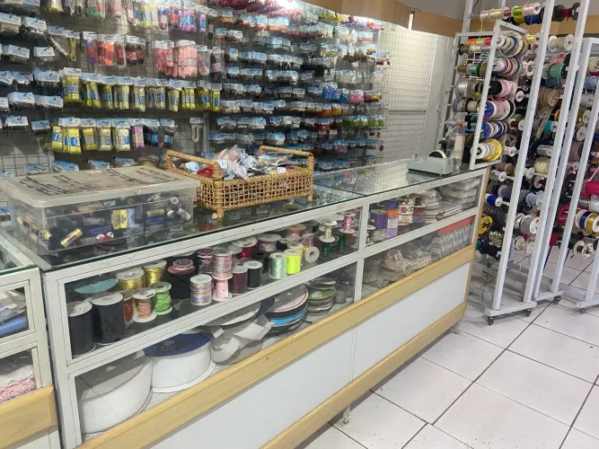 Vendo balcão para loja