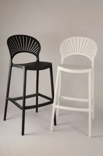 Banquetas Altas Novas Cozinha Americana Bar Área Gourmet - Preta e Branca (unidade)