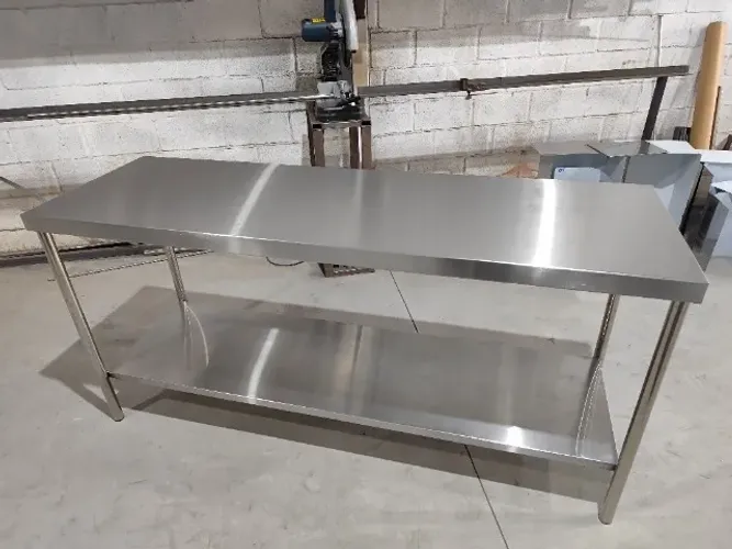 Bancada Inox 2,20m reforçada para cozinha industrial