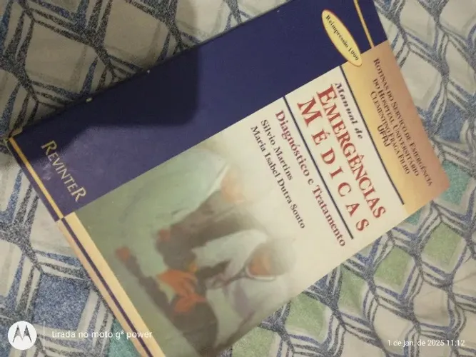 LIVRO - MANUAL DE EMERGÊNCIAS MÉDICAS - EXCELENTE ESTADO DE CONSERVAÇÃO.