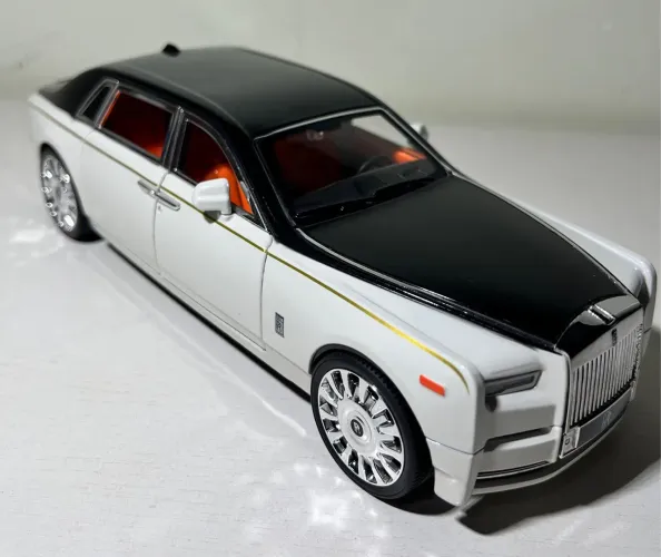Miniatura 1:24