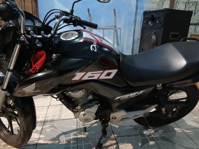 Moto pra vender  CG FAN 160 2024 