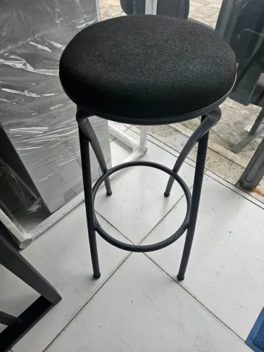 Banqueta Alta Preta - 
