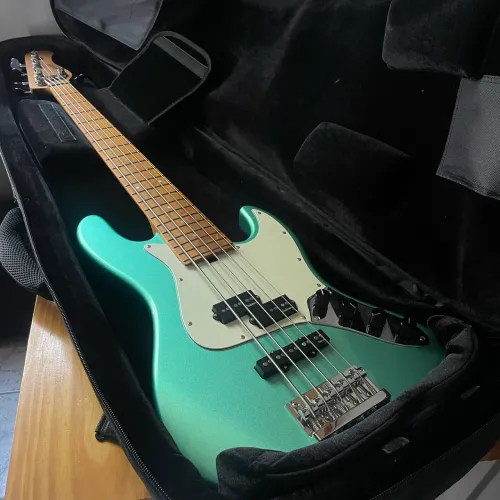 Contrabaixo Sadowsky MetroExpress PJ 5 Cordas