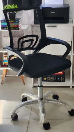 Cadeira de Escritório Secretária | Nova