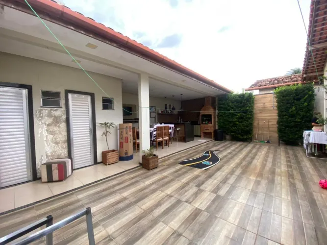 Casa à Venda - Bairro Cariri (Próximo ao Quinta do Bosque)