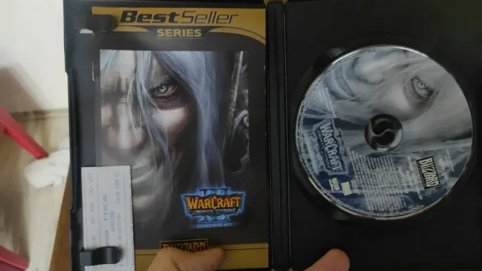 Warcraft III: The Frozen Throne - Expansão