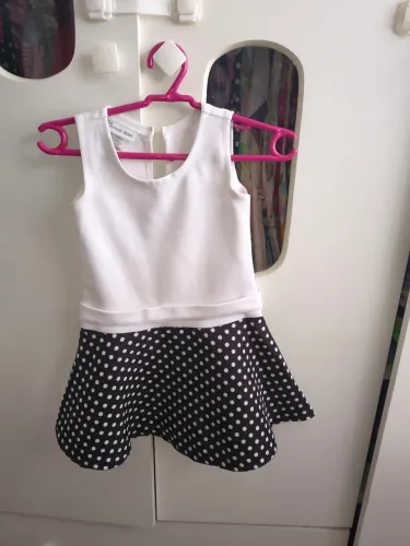 Roupa linda de criança 