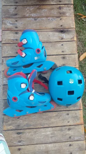 Patins Regulavel 32/34+capacete52/54cm