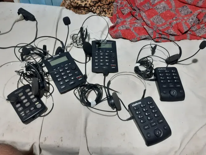 5 Telefones Fixos com Headset - Ótimo estado!