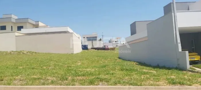 Terreno à venda no Condomínio Village Damha IV em São Carlos
