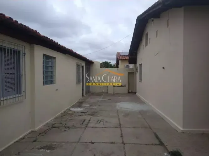  Santa Clara® Vende - Casa com 5 Quartos (1 Suíte) + Anexo | Ininga - Teresina/PI