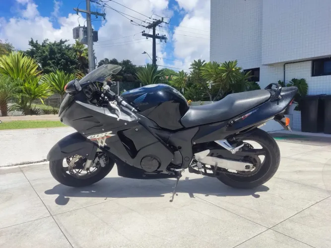 Vendo Honda CBR 1100xx 1998