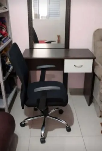Mesa + Cadeira