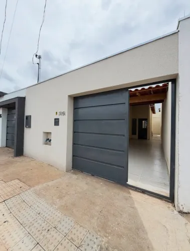 Vende-se imóvel em Serrinha-Ba