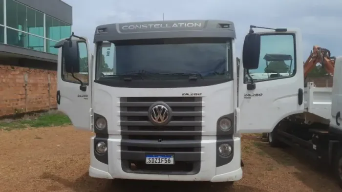 CAMINHÃO BASCULANTE VW 24.280 CONSTELLATION 6X2 PBT 24TON 275CV