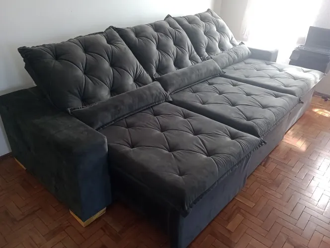 Sofá retrátil e reclinável 