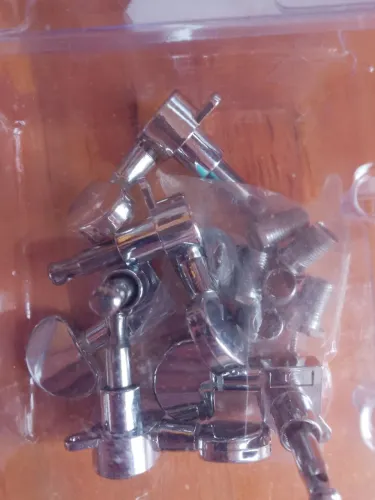 Tarraxas para guitarra e violão só tem 4