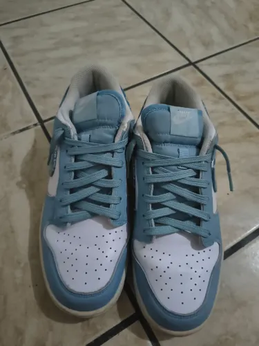 Tênis masculino Nike bem conservado zero defeito 