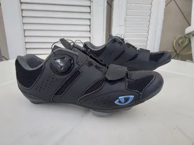Sapatilha Giro Savix Ii Ciclismo Sist. Boa 36 Bra Com Tacos