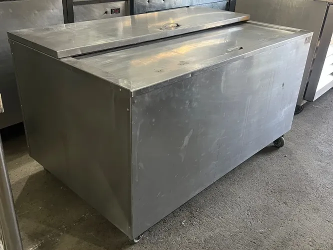 Caixa Térmica  Inox (Grande Aço 30r)