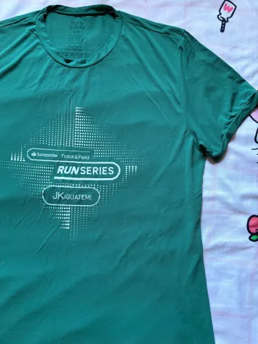 Camiseta track field m nova