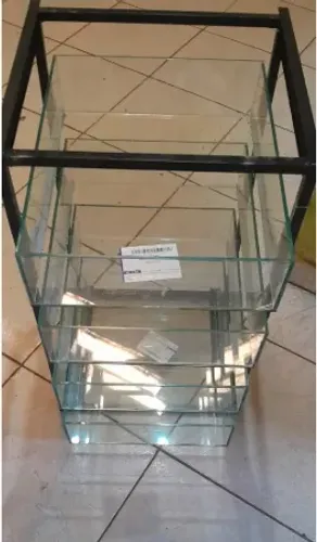 Armário de vidro