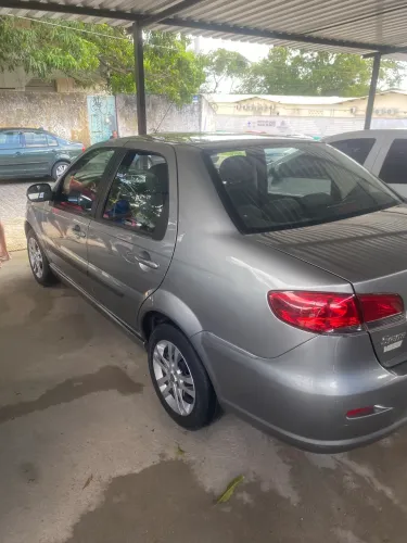 Fiat Siena EL 1.0 MPI Fire Flex 8V 4P 2013