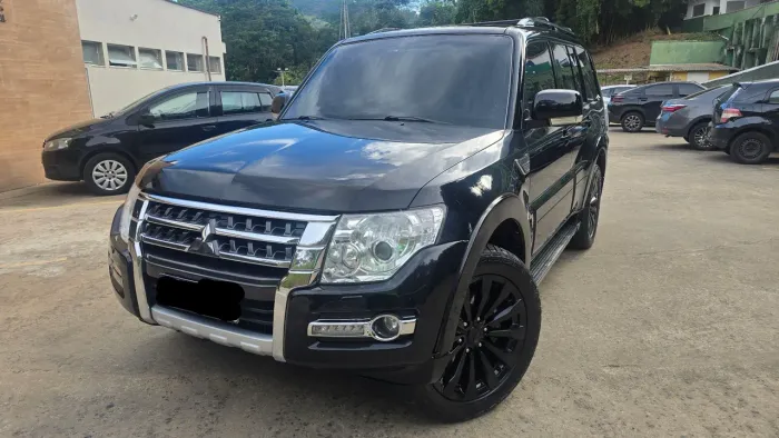 Mitsubishi Pajero HPE Full 3.2 4X4 T.i.dies. 5P AUT 2016