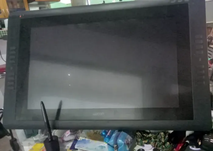 Wacom Cintic 22HD modelo 2012