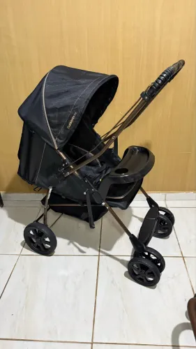 Carrinho de bebê galzerano preto cobre 
