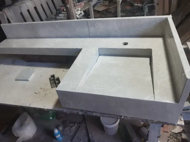 Pia Esculpida Porcelanato com extensão