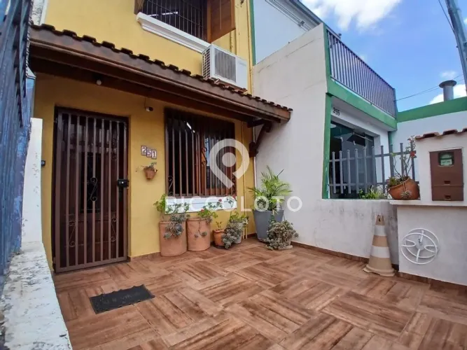 Sobrado à venda e para alugar em Campinas, Vila Industrial, com 6 quartos, com 121 m²