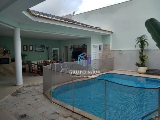Casa mobiliada com 4 suítes, 372 m² - venda por R$ 2.700.000 ou aluguel por R$ 24.000/mês