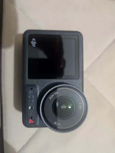 Cámera DJI Osmo Action 4 com Acessórios