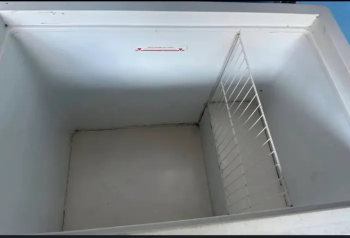 Vendo um freezer