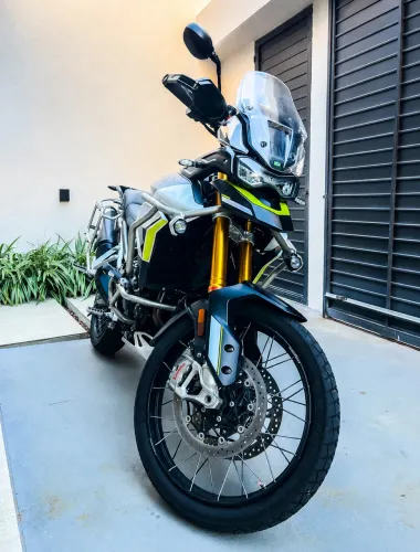 Triumph Tiger 900 Rally Aragon Edition 2024 Único Dono IMPECÁVEL 