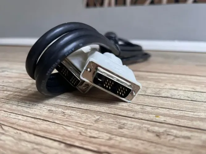 Cabo DVI-D Dual Link - Monitor/Placa de Vídeo